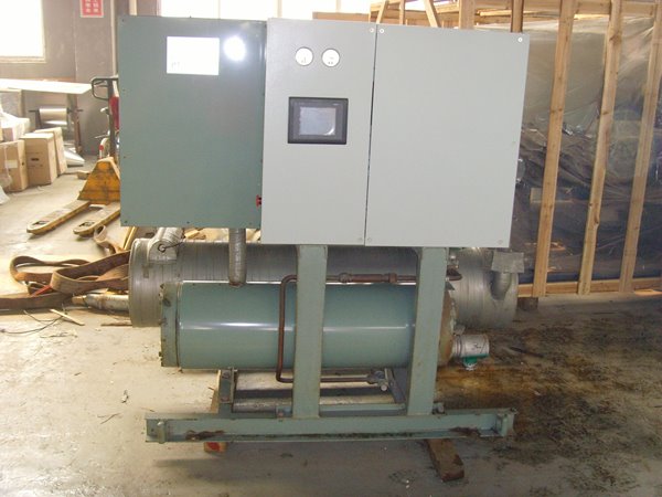 岳塘酒店中央空调不停机清洗方法介绍